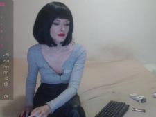 Webcam sex performance con la nostra emozionante webcam girl Emmily, origine Arabia