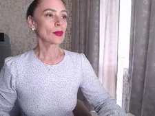 Le proiezioni di sesso in webcam con questa donna in cam 18+ TheMatriarch, provengono dall'Arabia