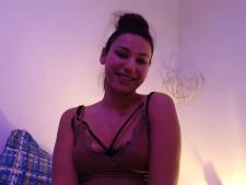 una delle webcam babes durante una sessione di camseks online