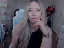 Webcam spettacoli di sesso con questa eccitante cam girl Ninaxnina, vieni in Europa