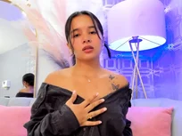 Seduzione in nero sulla cam