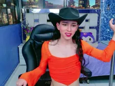 Charlottx 9